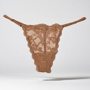 Victoria’s Secret Dream Angels Lace V-String Thong Panty NWT Medium